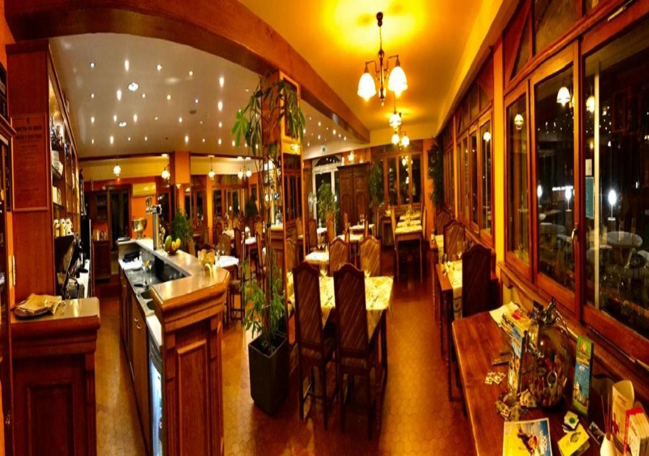 Hotel L'Oree Des Roches サーレ エクステリア 写真